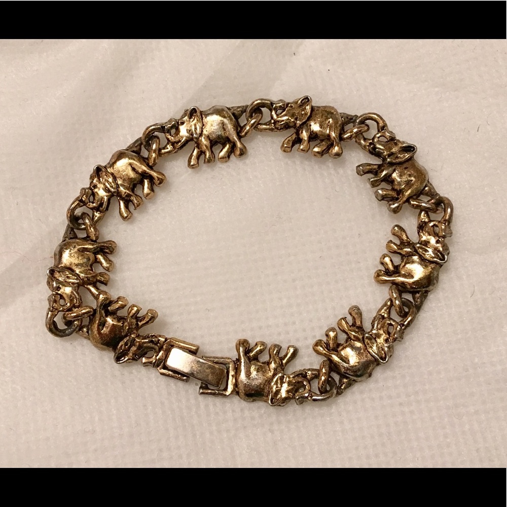 Charming Gold Colored Elephant Links Bracelet